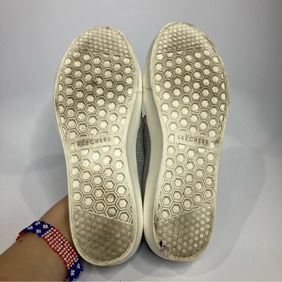 Skechers slip on shoes gray casual neutral minimalist women’s size 8.5 - Picture 5 of 7